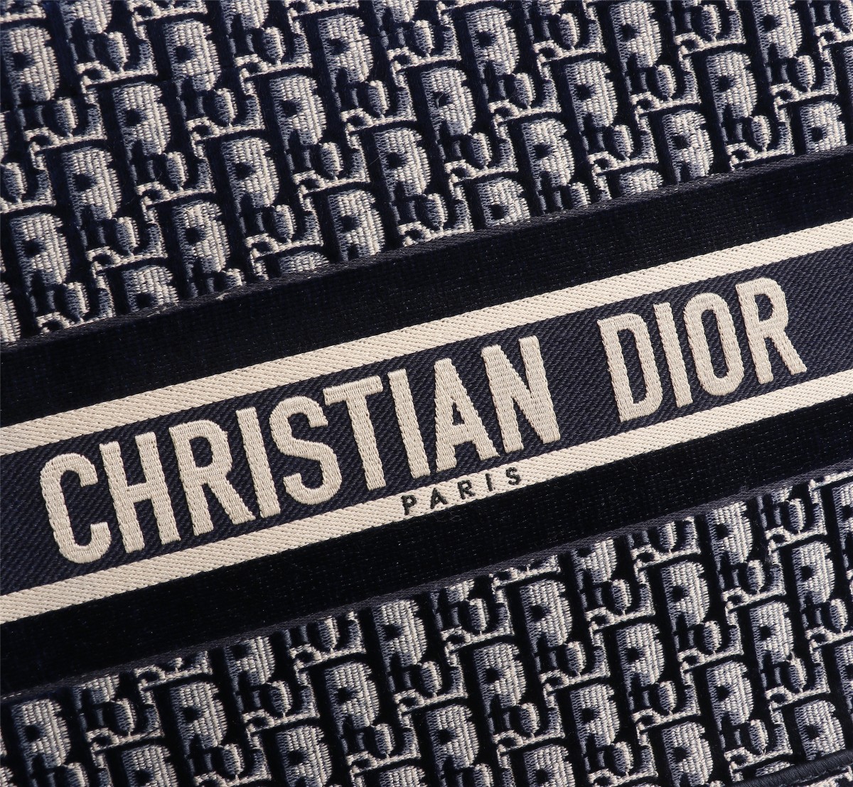 Dior BOOK TOTE Bag - Image 4