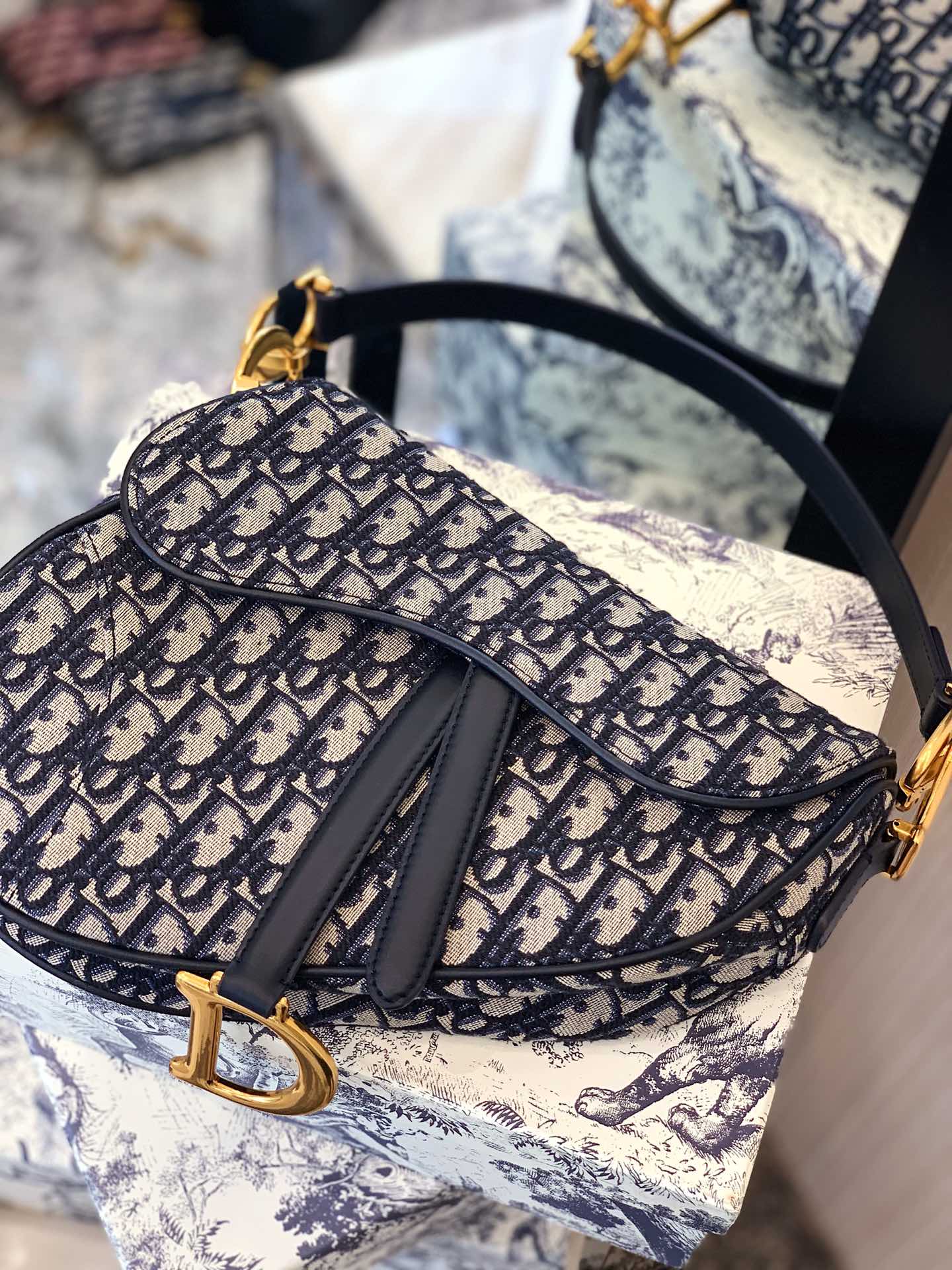 Dior Saddle Bag - Image 3