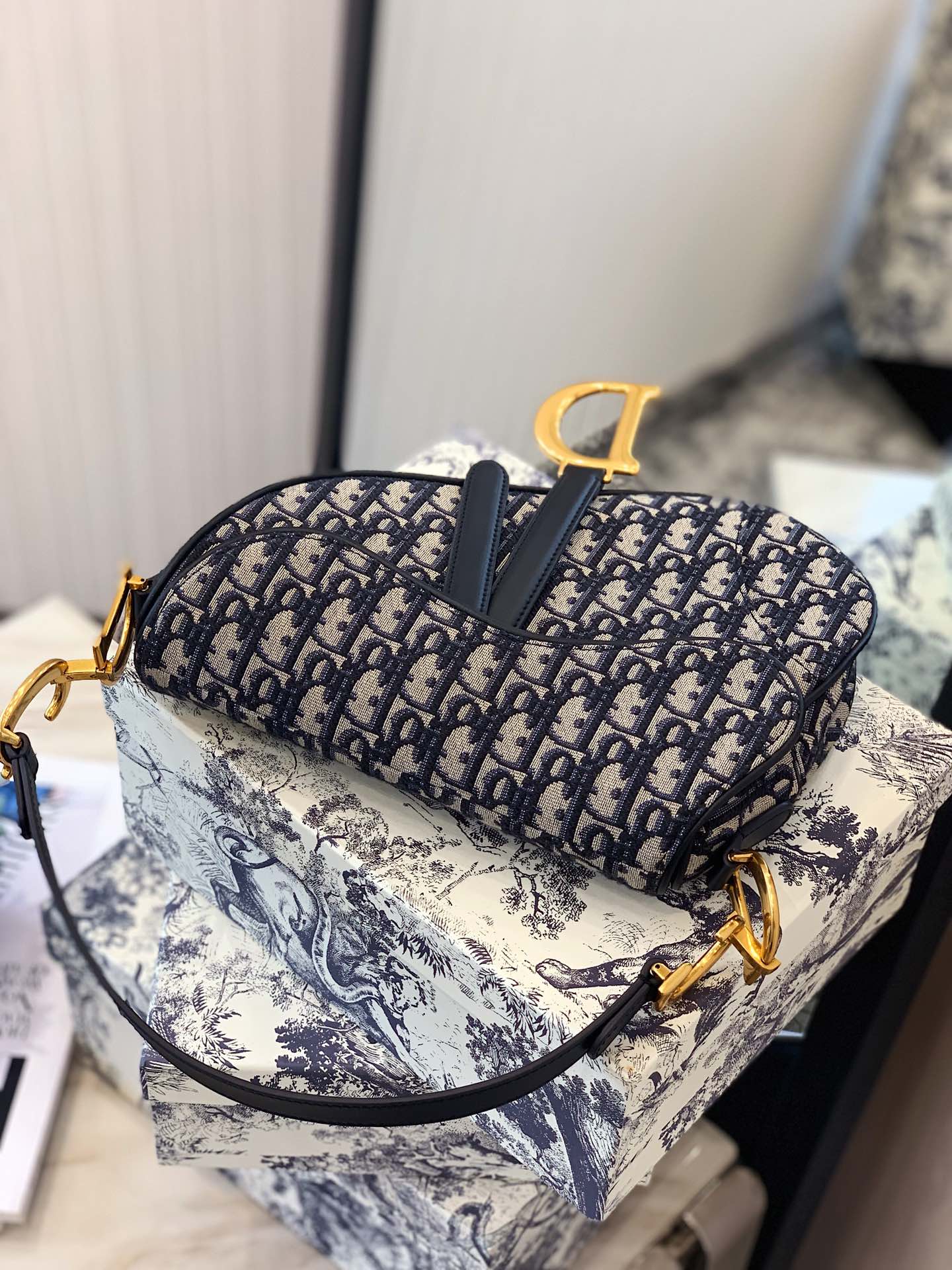 Dior Saddle Bag - Image 8