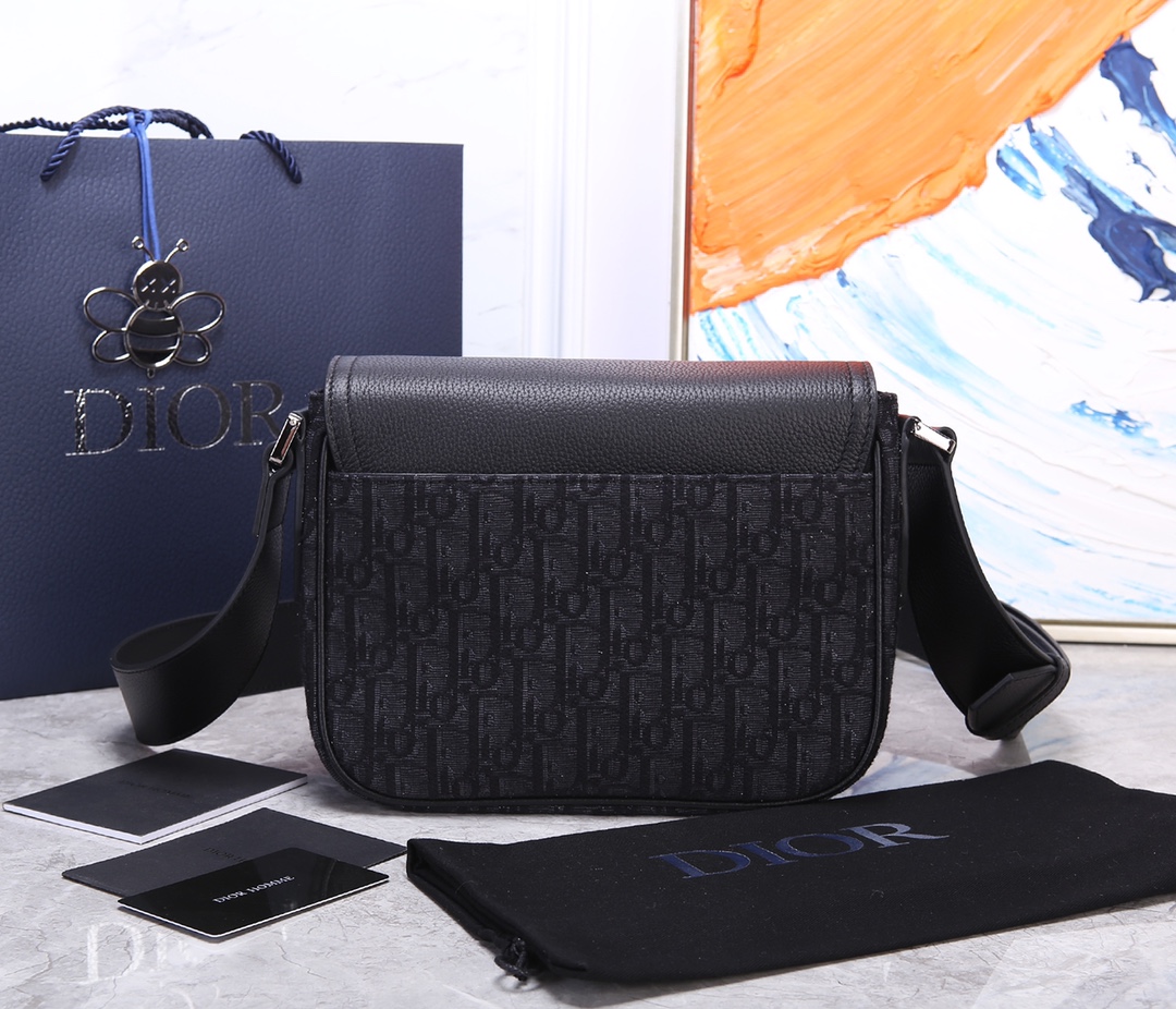 Dior Saddle Messenger Bag - Image 3