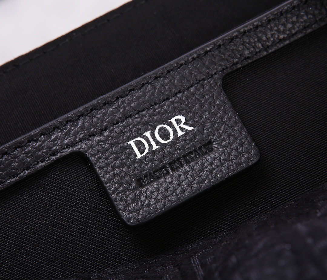 Dior Saddle Messenger Bag - Image 7