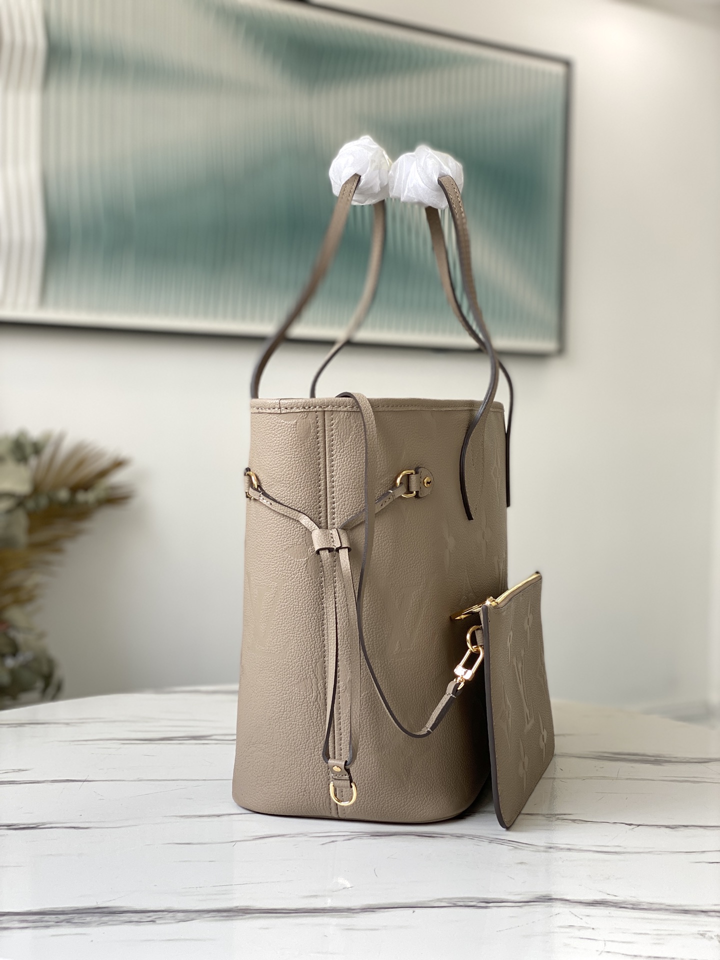 Louis Vuitton MM NEVERFULL Bag - Image 2