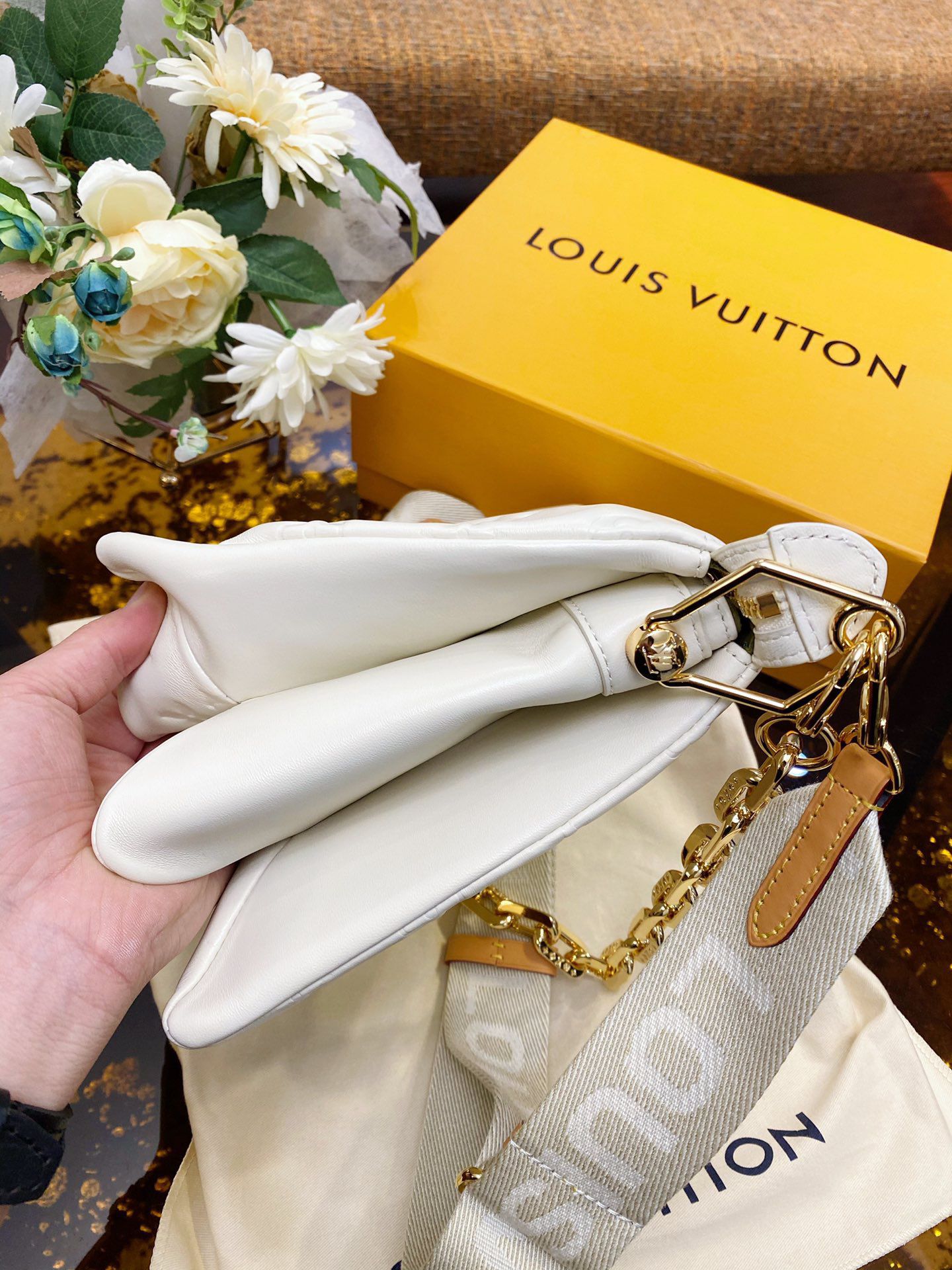 Louis Vuitton COUSSIN Bag - Image 7