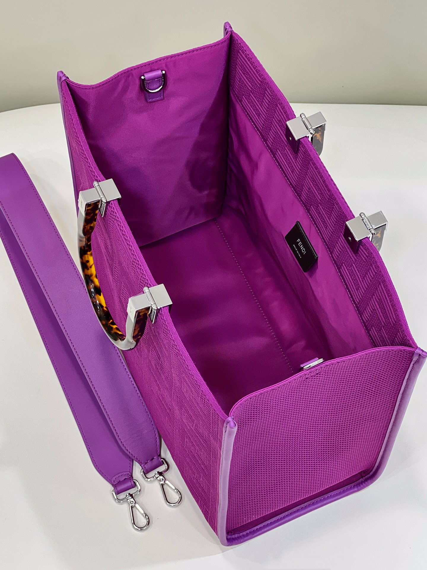 Fendi Sunshine Tote Bag - Image 9