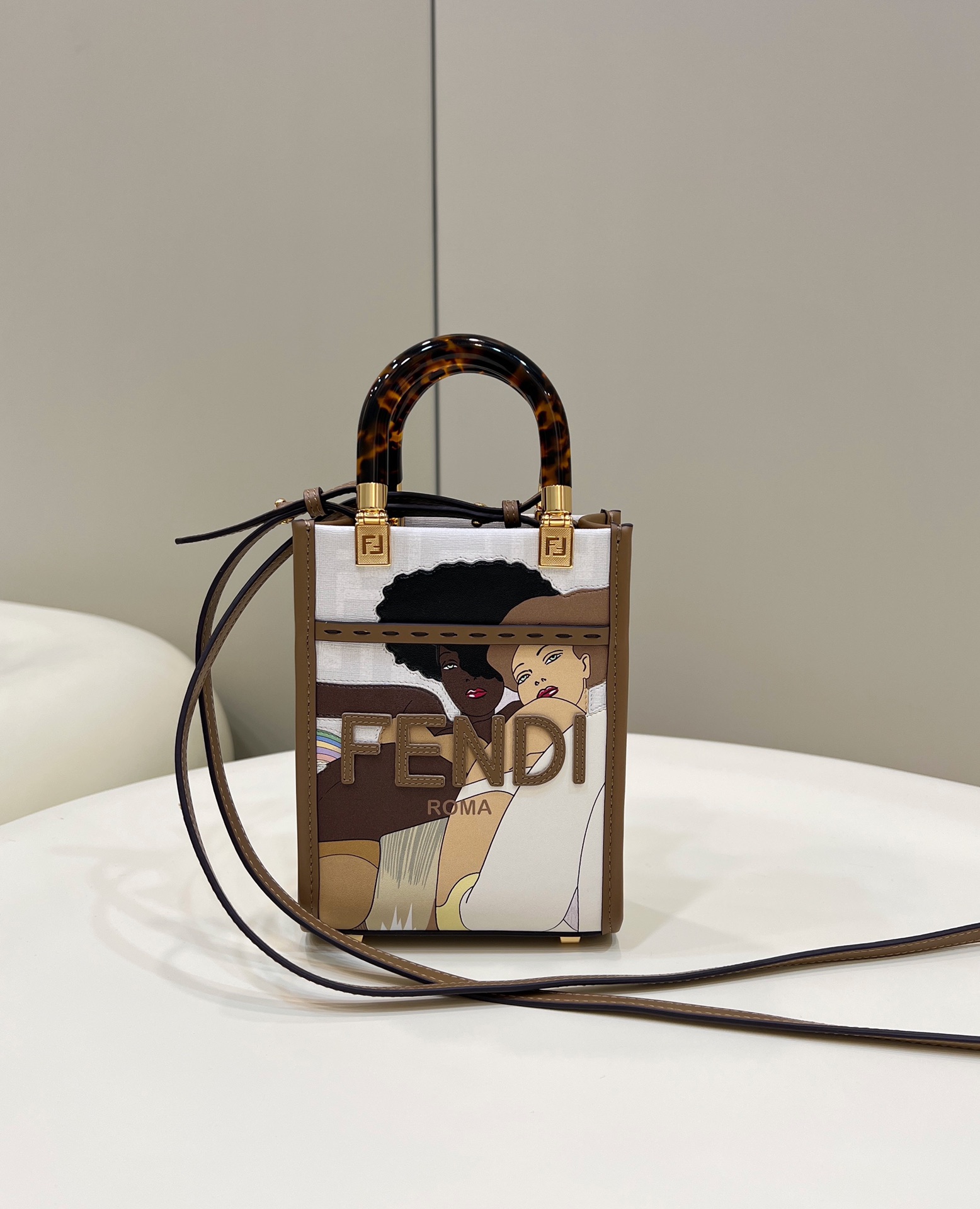 Fendi Sunshine Shopper 1 Bag