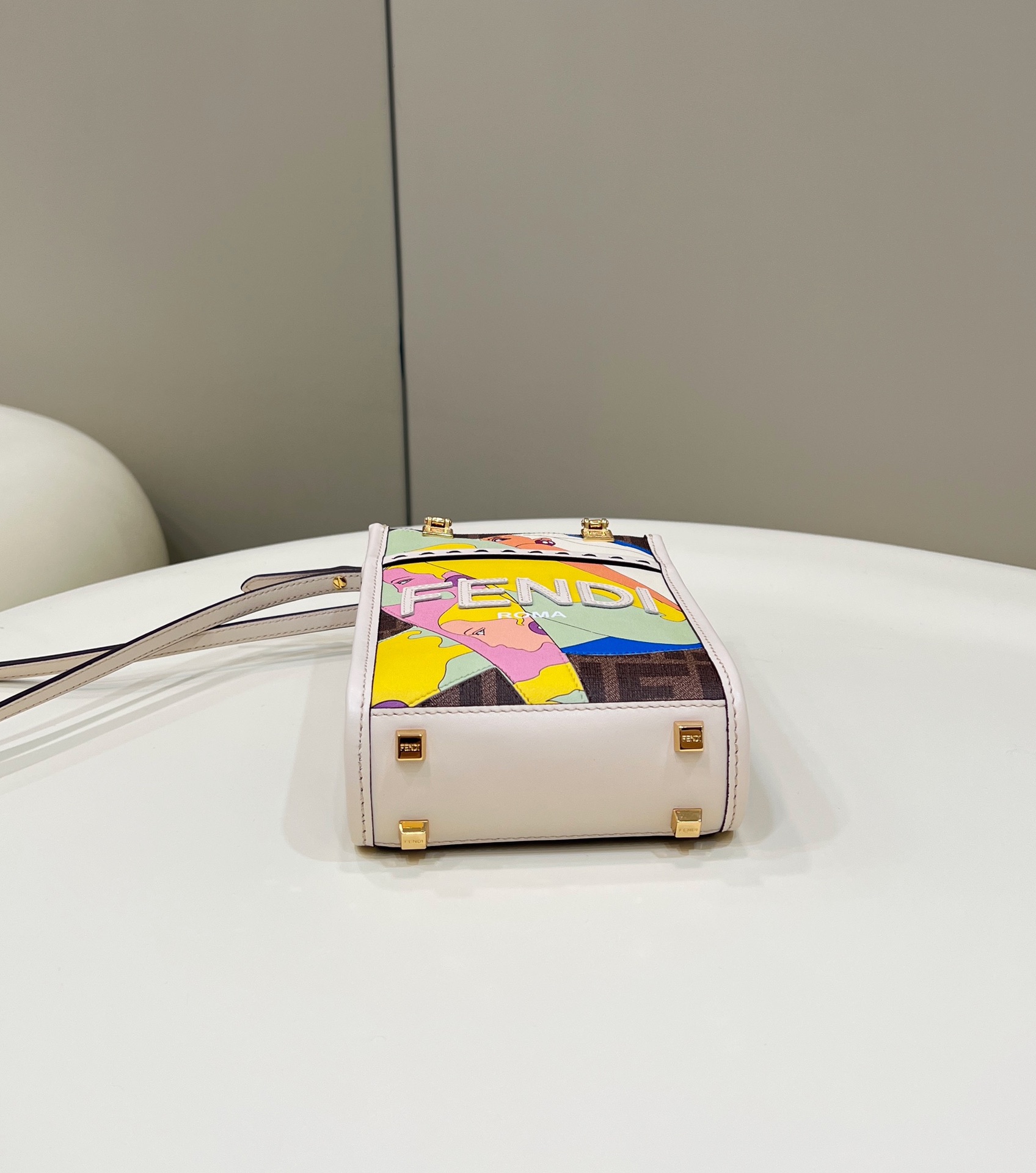 Fendi Sunshine Shopper Bag - Image 4