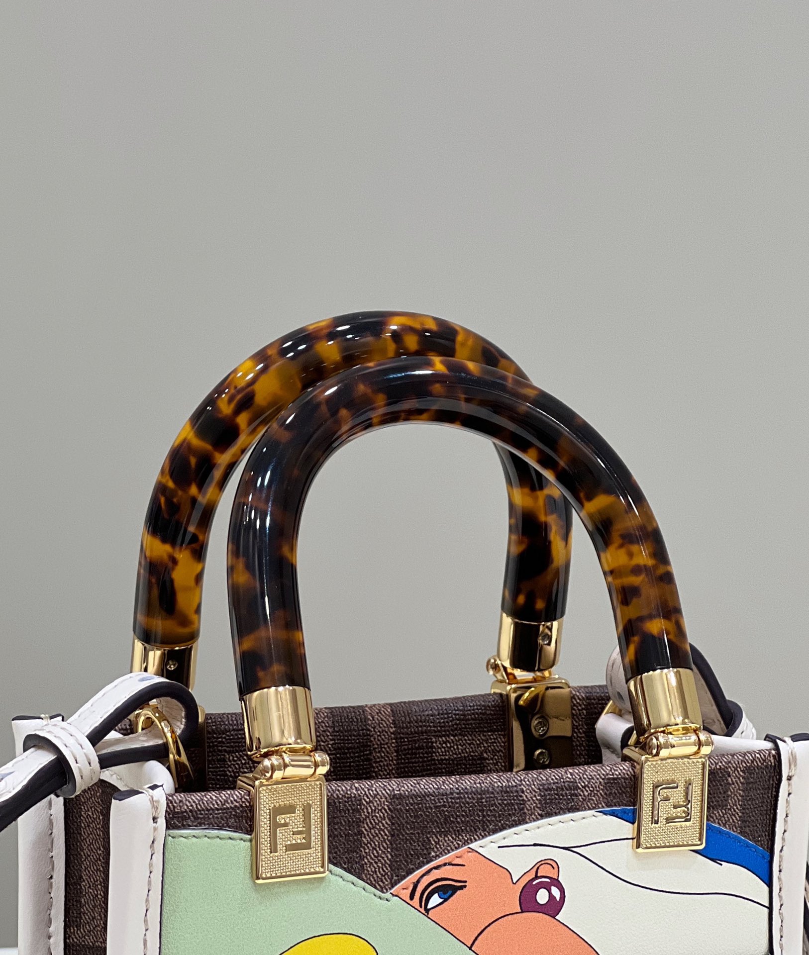 Fendi Sunshine Shopper Bag - Image 8