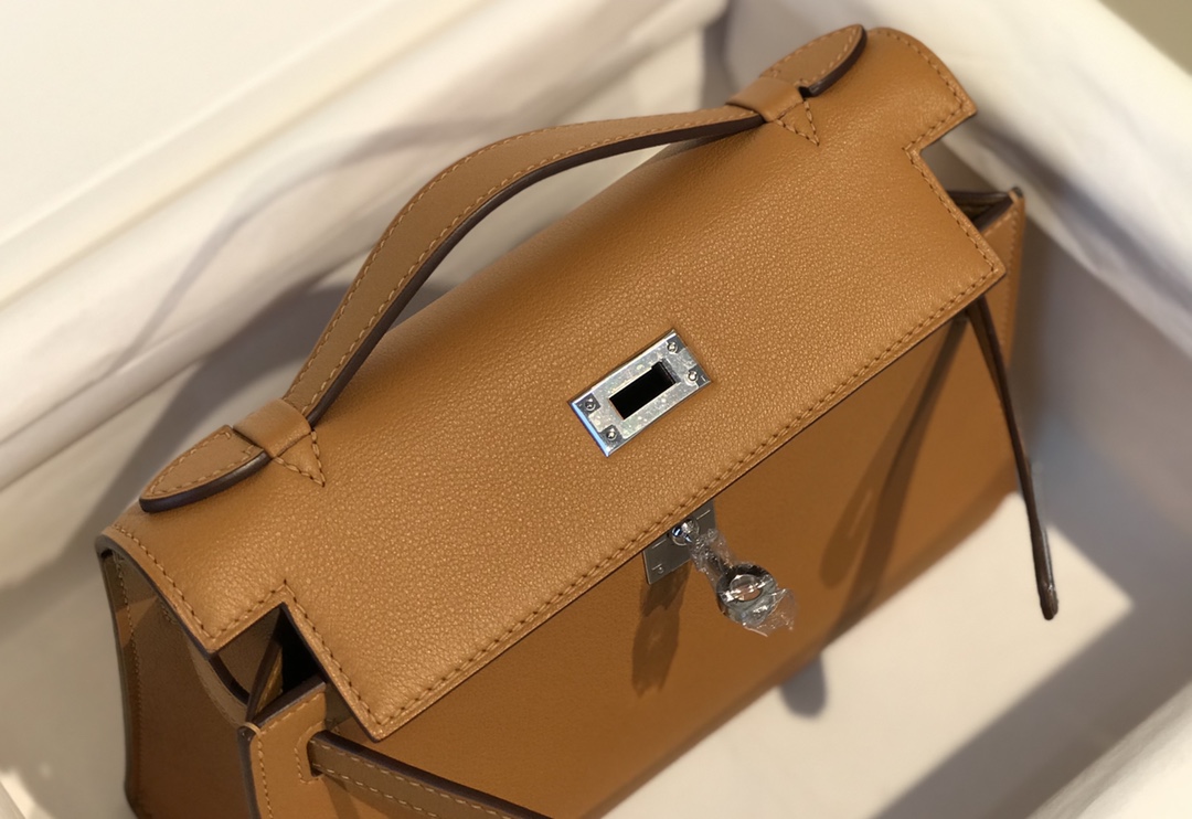 Hermes Kelly Pochette Bag - Image 4